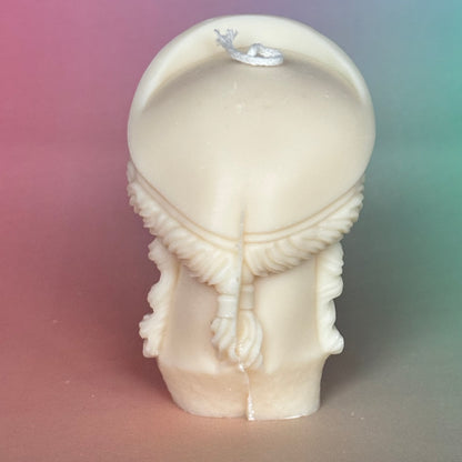 Hera – Skulpturenkerze aus Rapswachs