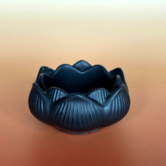Lotus-Schale – Velvet Shadow