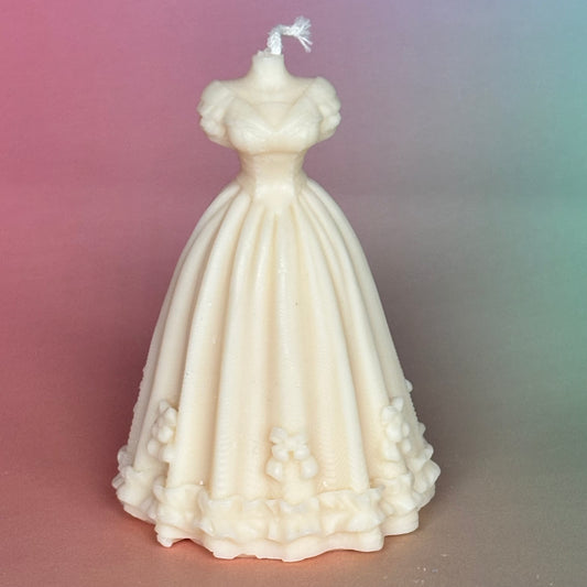 Skulpturkerze „Romantica“ – Kleid 